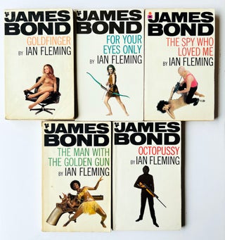 Item #67675 Ian Fleming's James Bond novels, the complete Pan paperback 'Models' series....