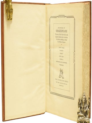 The Works of Shakespeare: The Text of the First Folio with Quarto Variants and a Selection of Modern Readings. Volume V: Julius Caesar; Macbeth; Hamlet; King Lear; Othello; Anthonie and Cleopatra; Cymbeline.