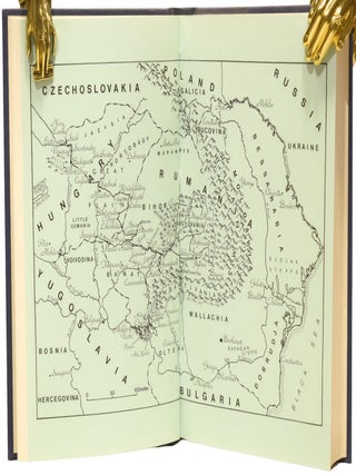 Between The Woods and The Water. On Foot to Constantinople from the Hook of Holland: The Middle Danube to The Iron Gates.